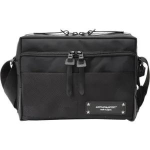 Artisan & Artist MCAM-1100 Nylon Camera Bag (BLACK)